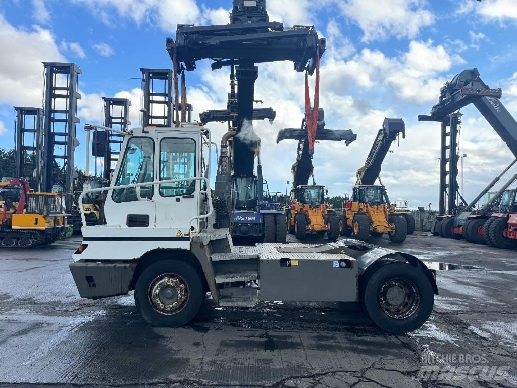 Terberg YT 222 码头牵引车