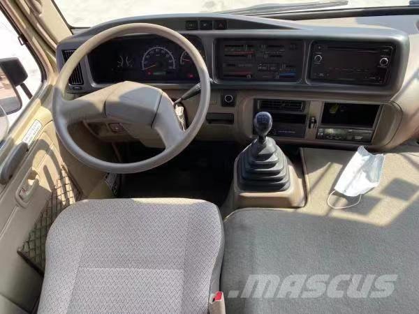 Toyota Coaster Bus 迷你巴士