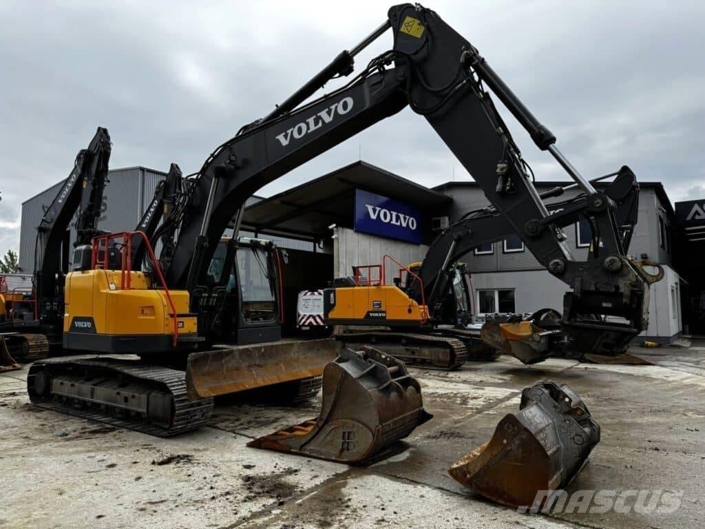 Volvo ECR235EL 履带挖掘机