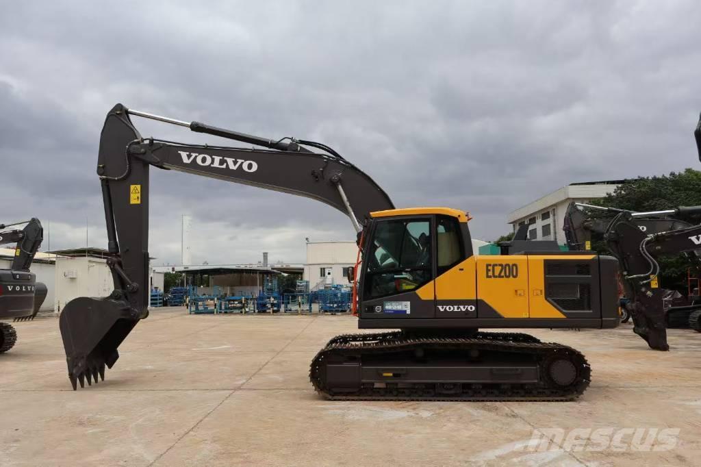 Volvo EC 200 履带挖掘机