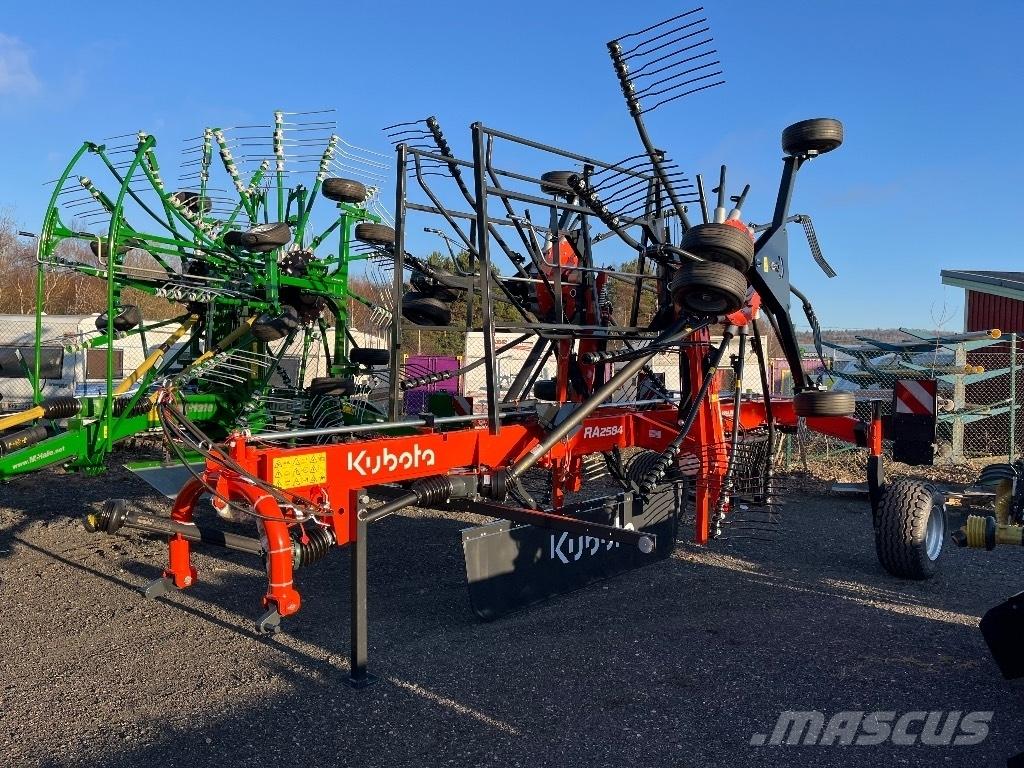 Kubota RA2584 料堆整形机