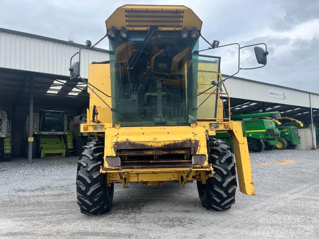 New Holland TX 34 联合收割机