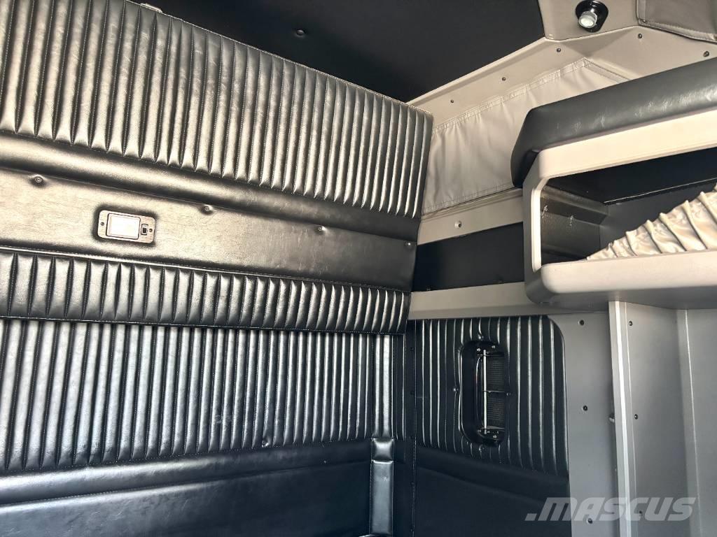 Kenworth T 800 牵引车