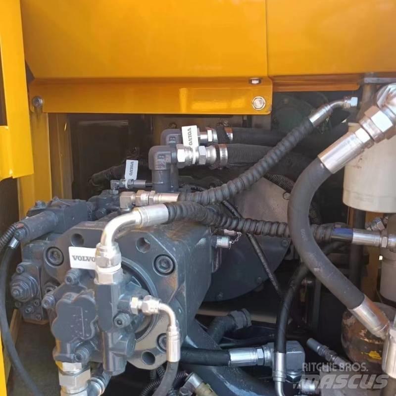 Volvo EC 140 履带挖掘机