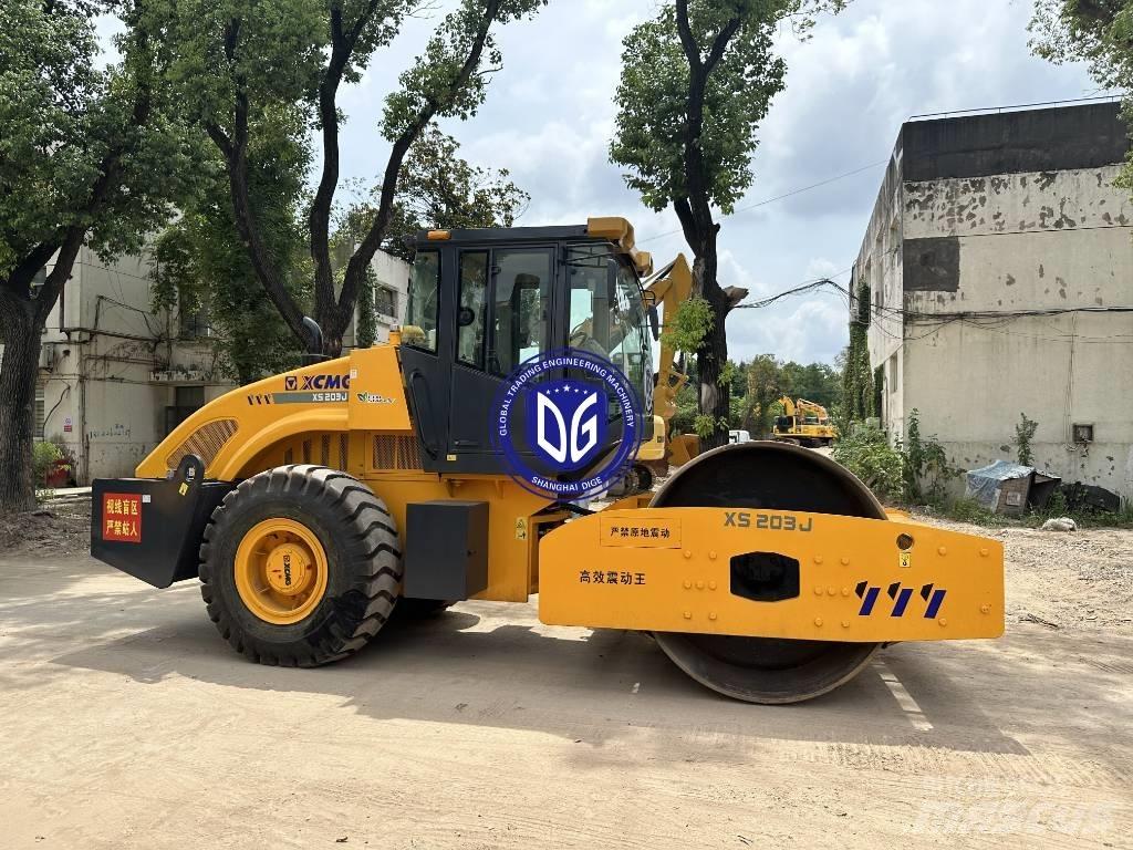 XCMG XS 203 J 单轮压路机