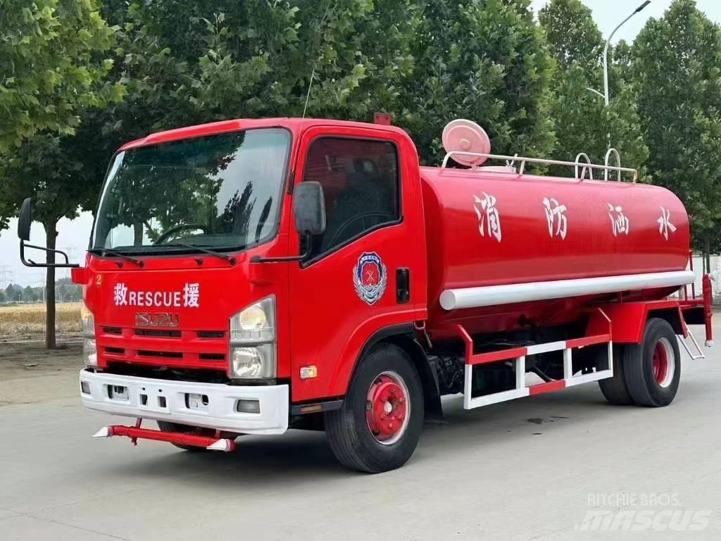 Isuzu ELF 市政车