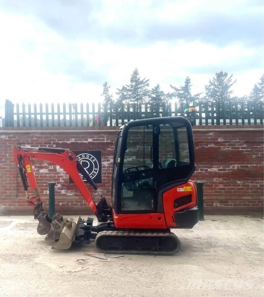 Kubota KX 016-4 小型挖掘机