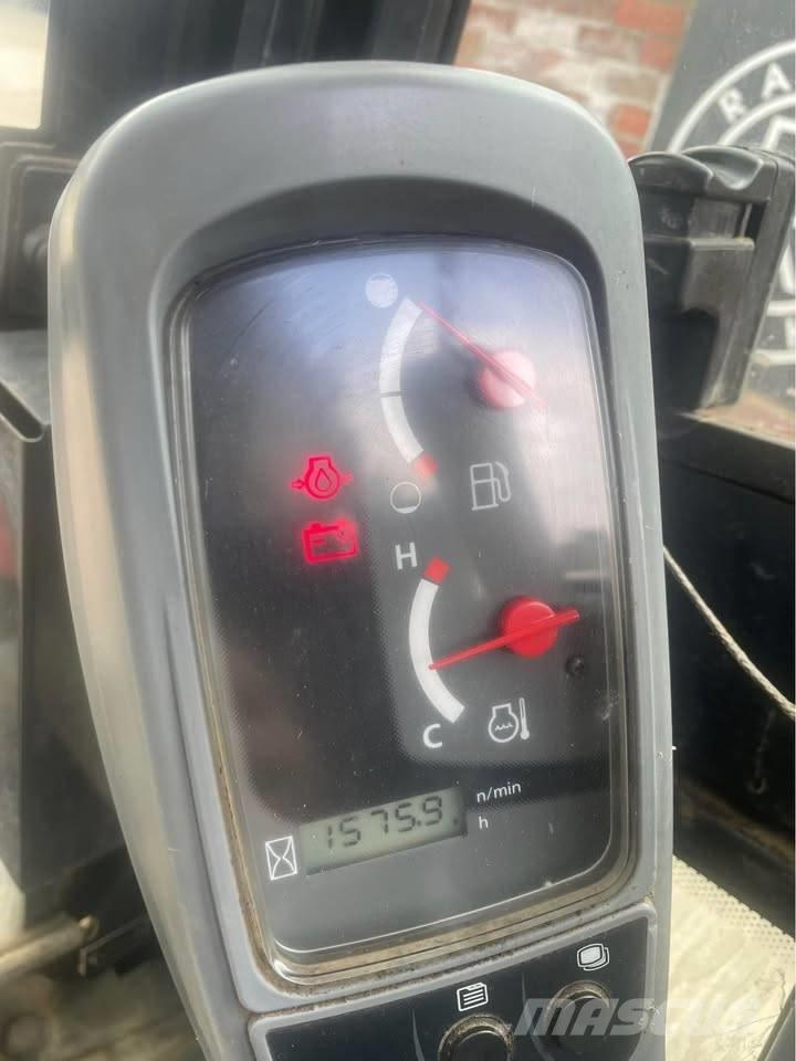 Kubota KX 016-4 小型挖掘机