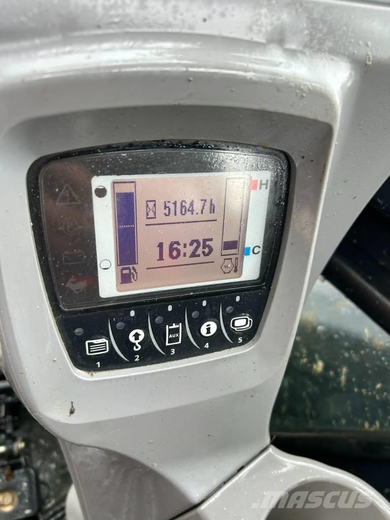 Kubota U 48-4 小型挖掘机