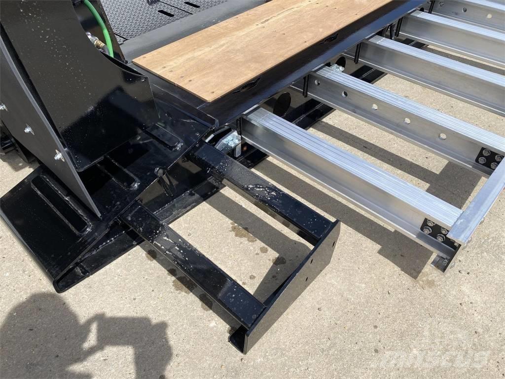 Jet TRI AXLE DETACH 平板拖车