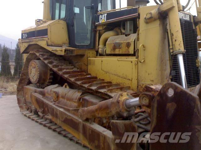 CAT D8R 履带式推土机