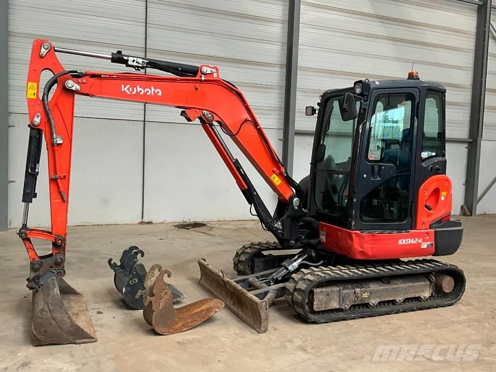 Kubota KX 042-4 小型挖掘机