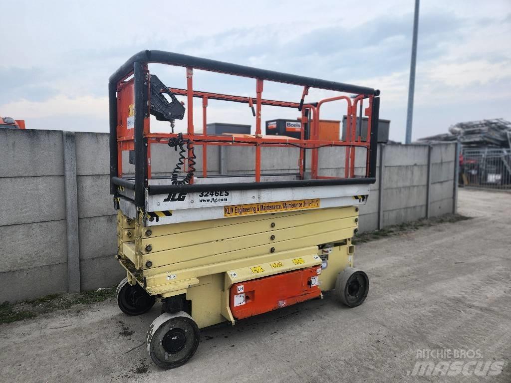 JLG 3246 ES 剪叉式升降机