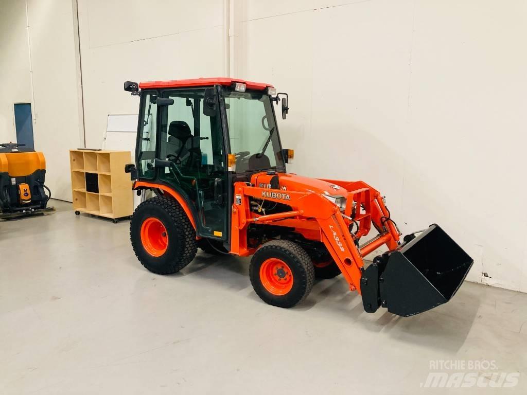 Kubota B2530 小型拖拉机