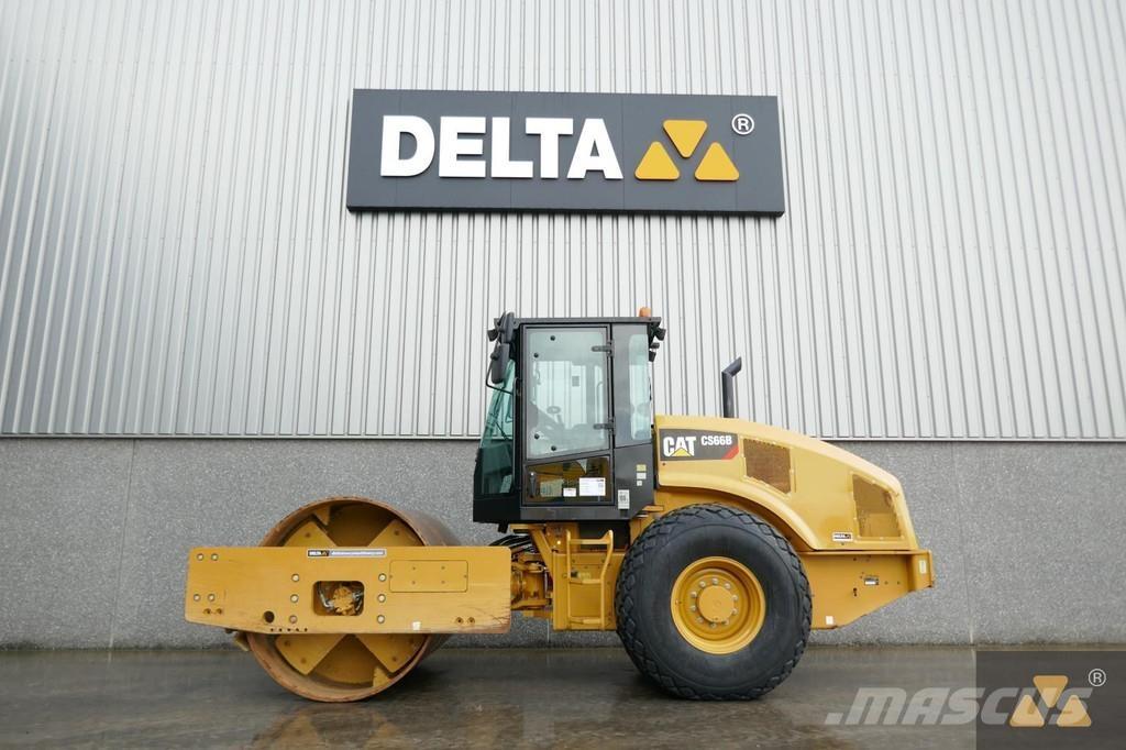 CAT CS66B 单轮压路机