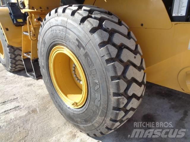 CAT 926M 轮式装载机