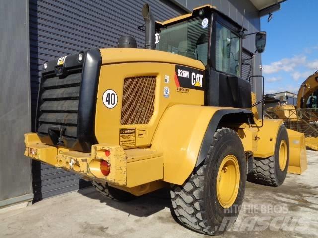 CAT 926M 轮式装载机