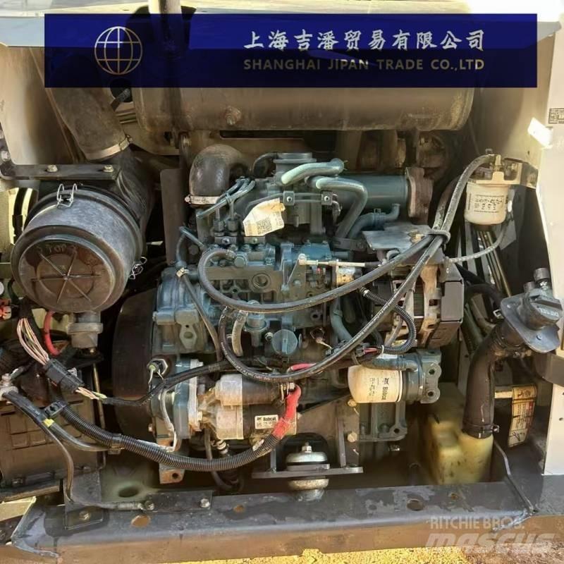Bobcat S 550 滑移装载机