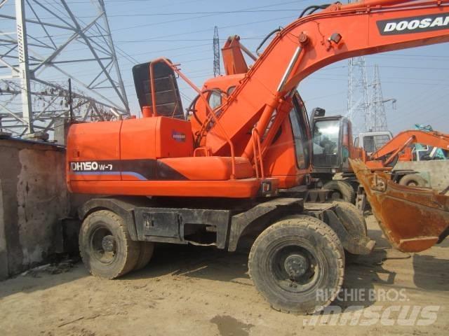 Doosan DH 150 W-7 轮式挖掘机