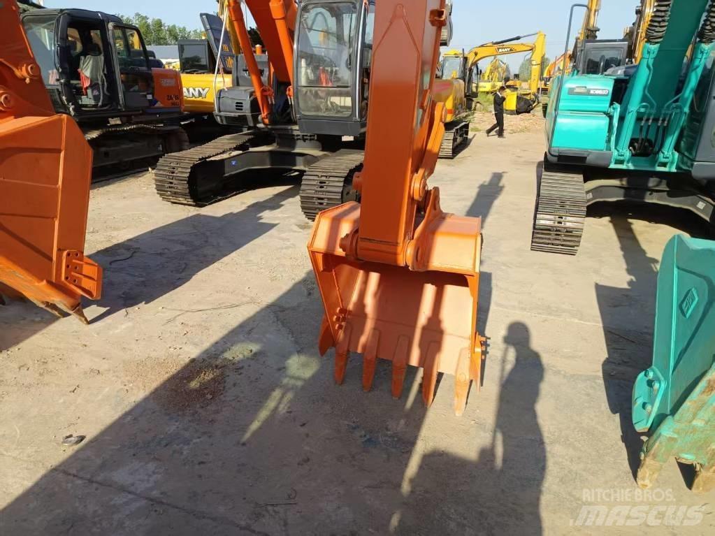 Hitachi ZX130-5A 履带挖掘机
