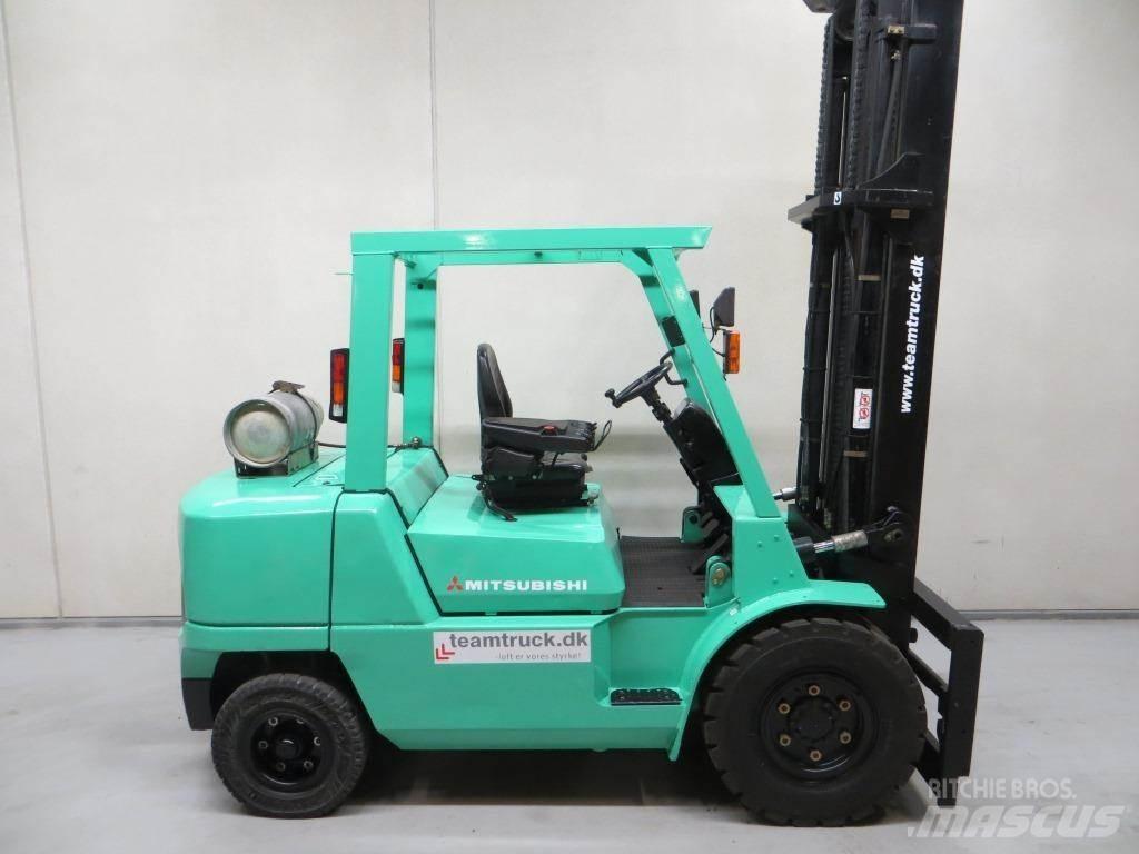 Mitsubishi FG45K2 天然气叉车