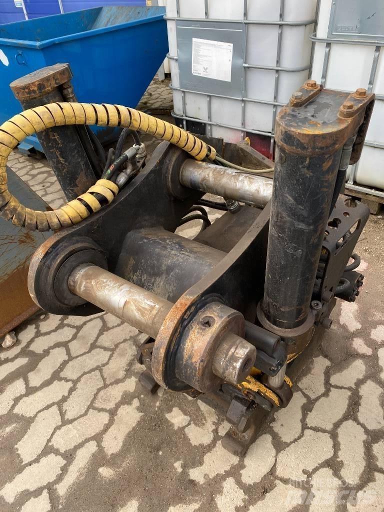 Engcon EC20 SS9 挖斗