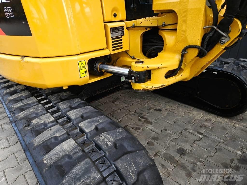CAT 305E2 小型挖掘机
