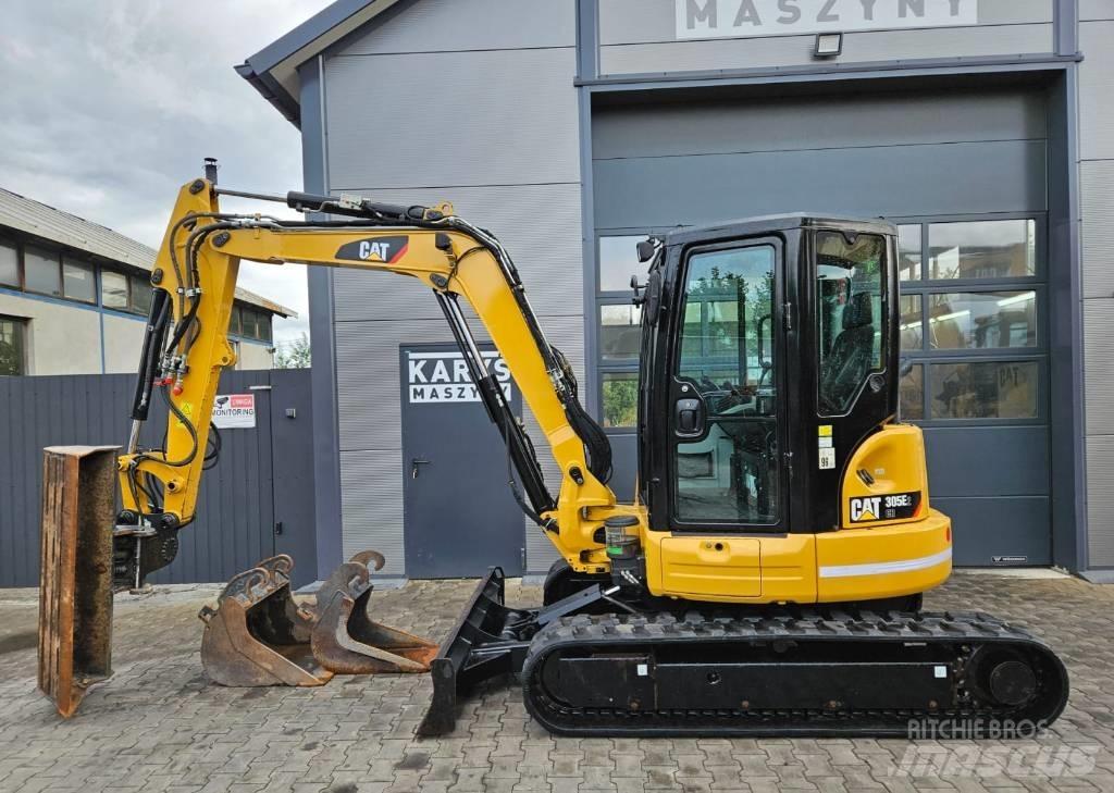 CAT 305E2 小型挖掘机