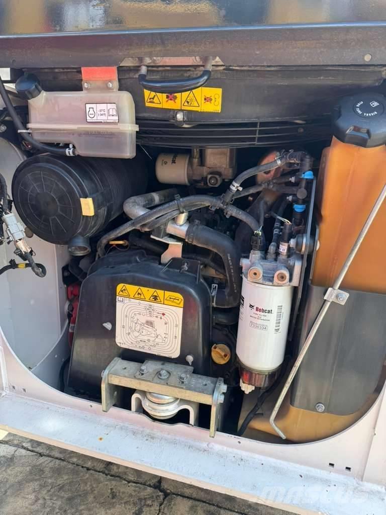 Bobcat S 62 滑移装载机