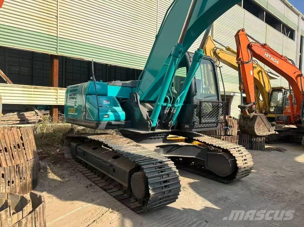 Kobelco SK 220 履带挖掘机