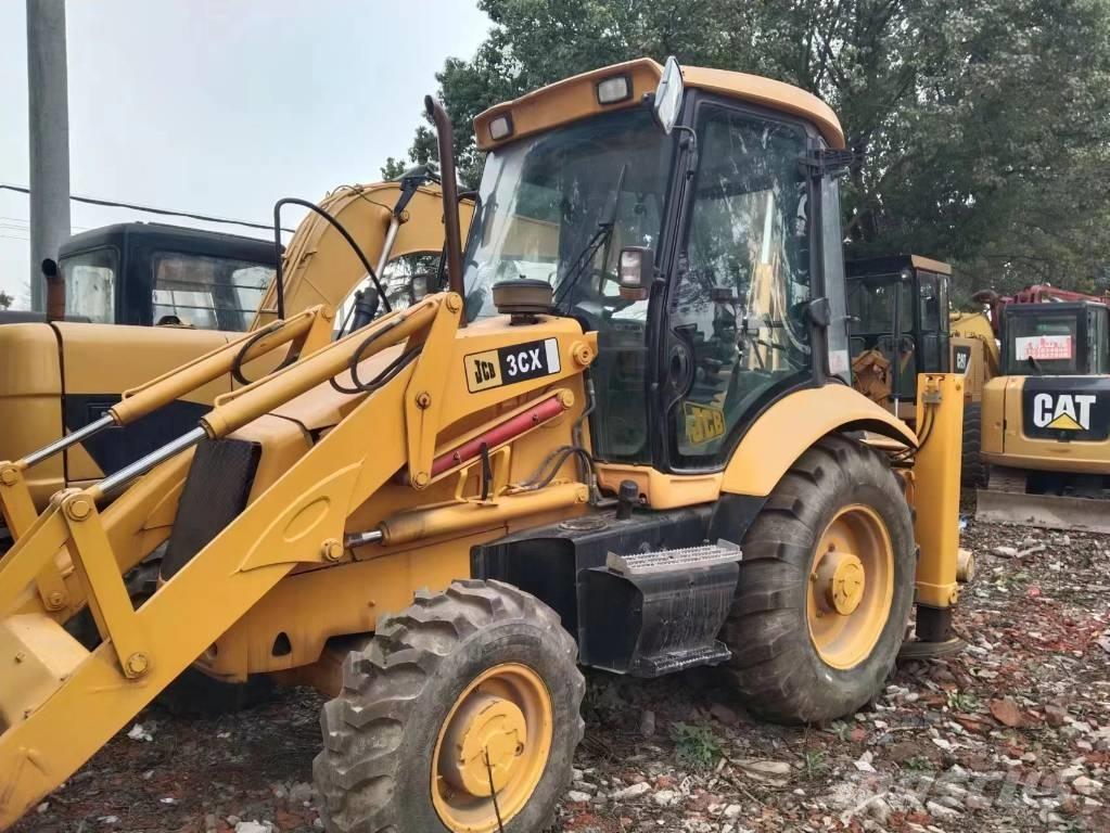 JCB 3 CX 反铲装载机