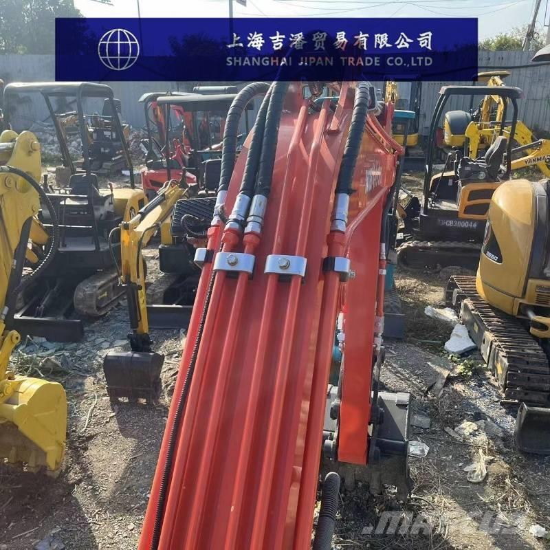 Kubota U 40 小型挖掘机