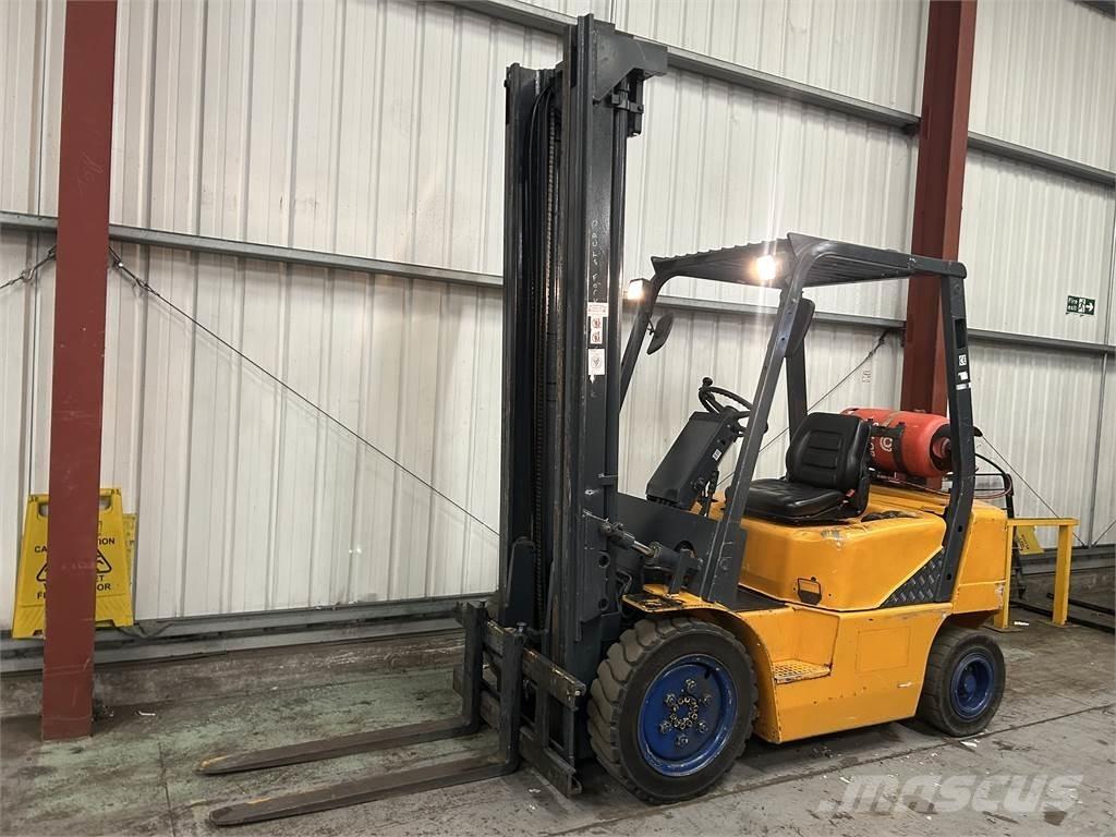 Daewoo G25E-3 天然气叉车