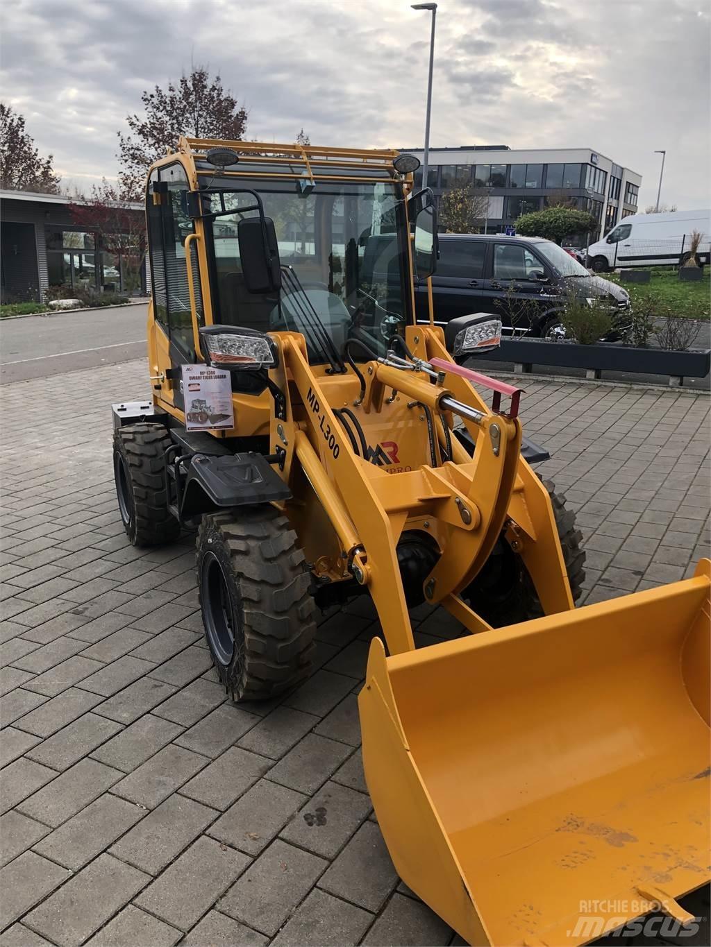  MP-l300 ( Machpro ) 轮式装载机