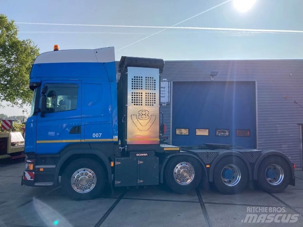 Scania R730 V8 8x4 牵引车