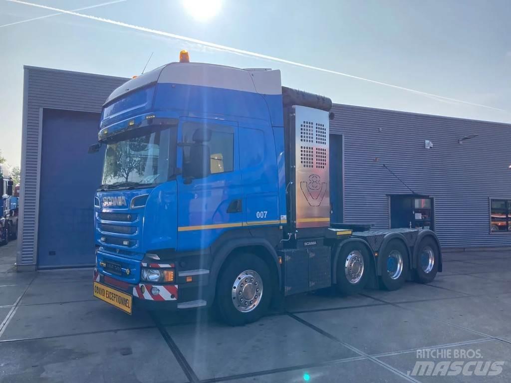 Scania R730 V8 8x4 牵引车