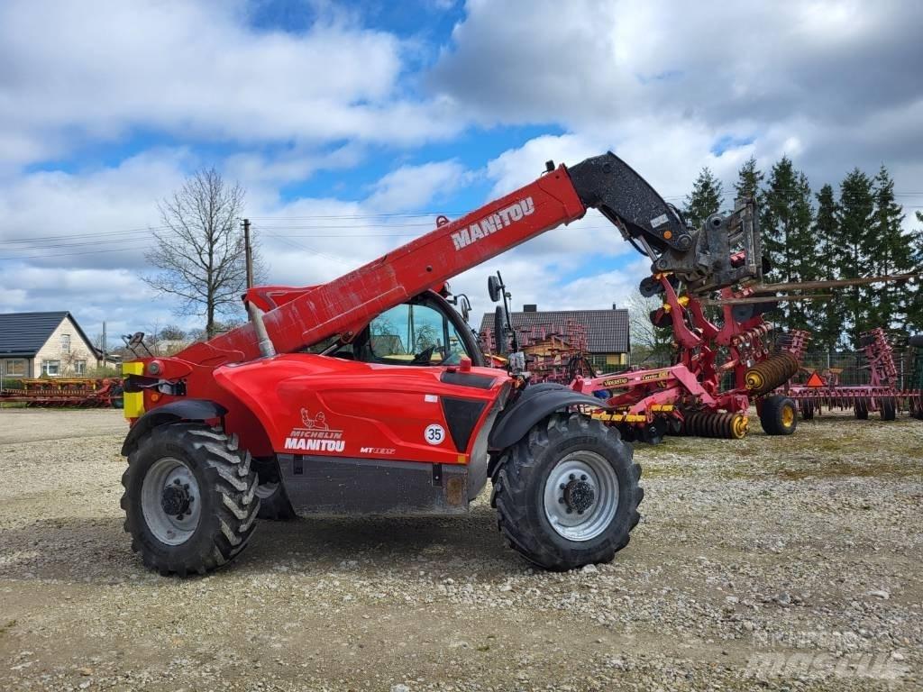 Manitou MT 835 伸缩臂叉装车|叉装车