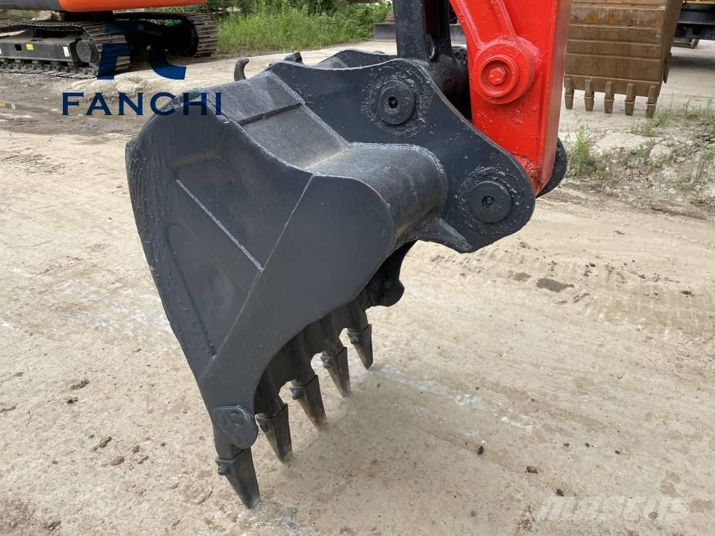 Kubota KX 165 履带挖掘机