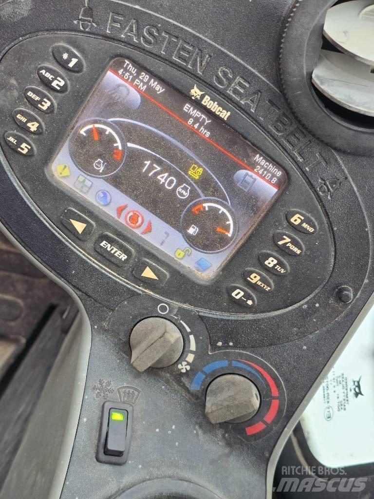 Bobcat E 50 小型挖掘机