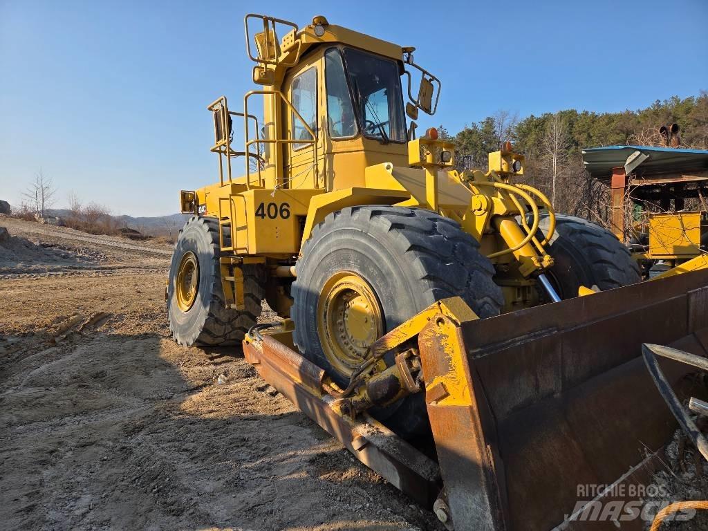 CAT 824c 轮式推土机