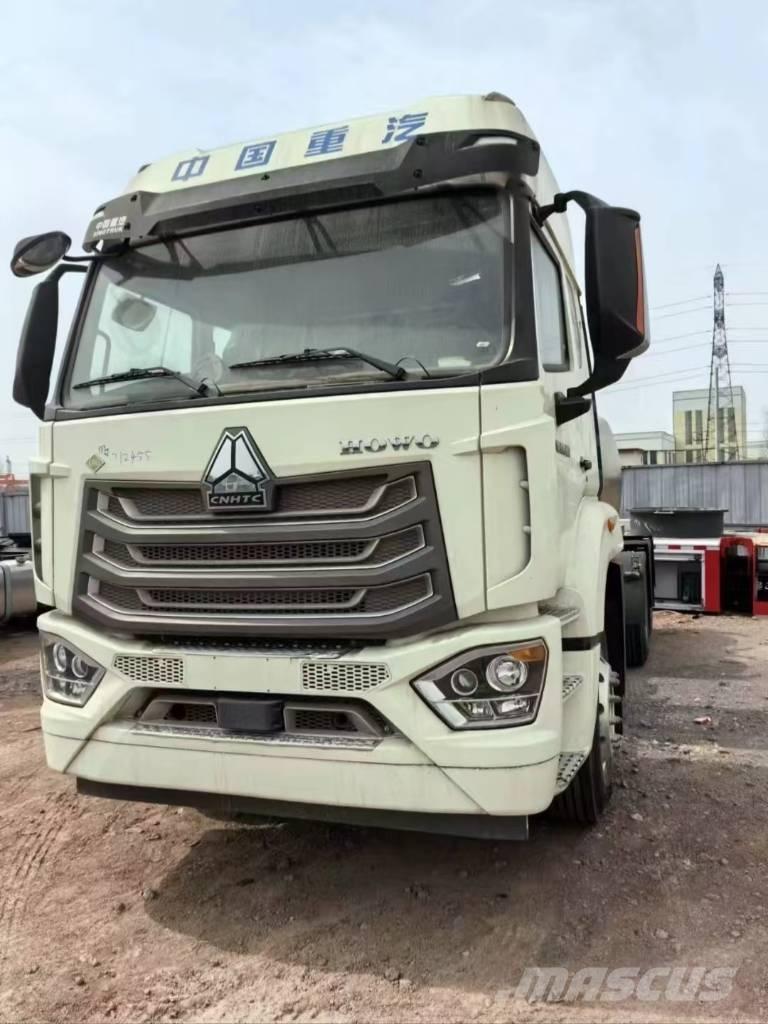 Howo 371 6x4 牵引车