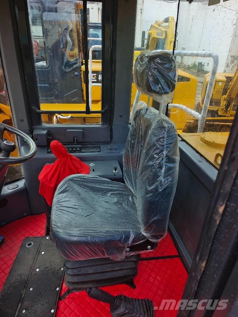 SDLG 956L 履带挖掘机