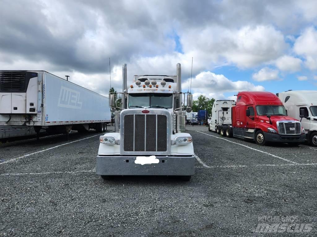 Peterbilt 389 牵引车