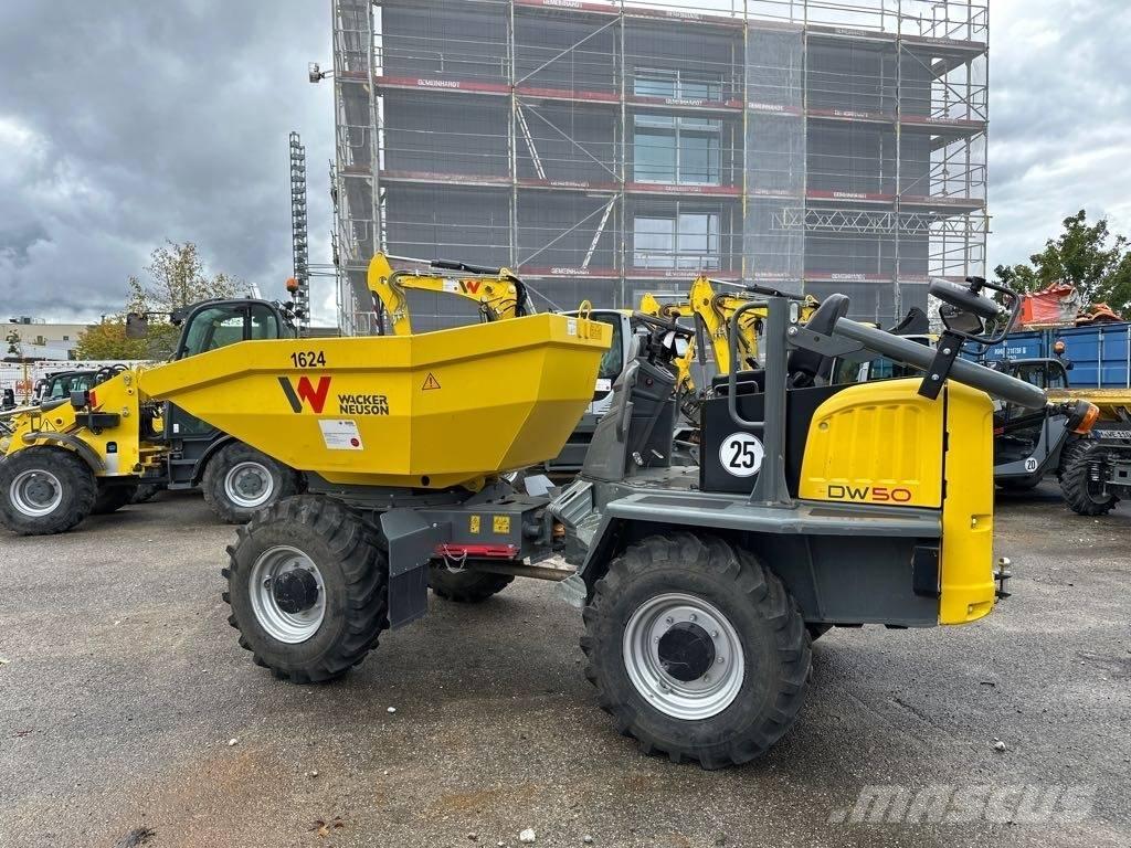 Wacker Neuson DW50 翻斗车\公路型自卸车