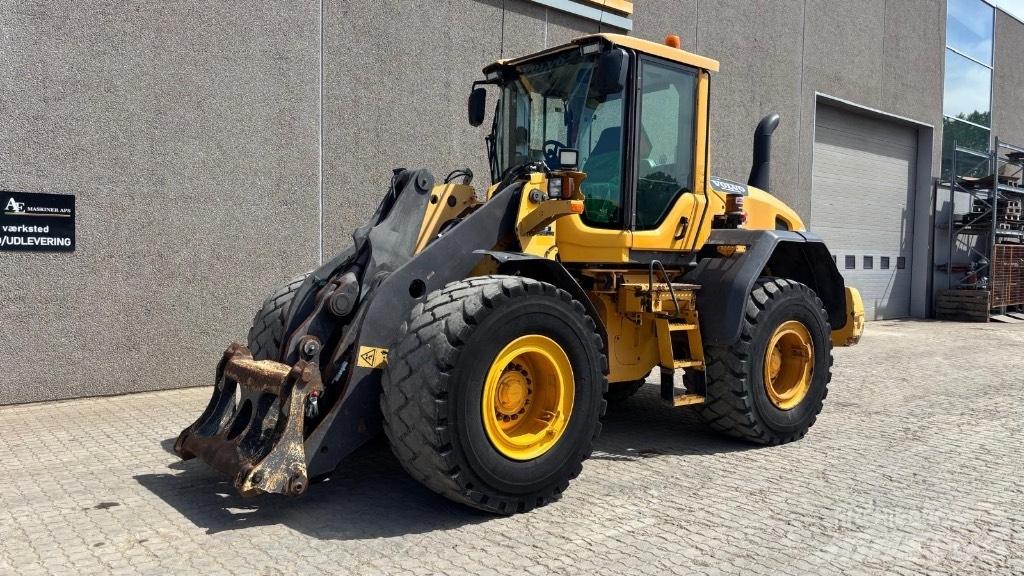 Volvo BM L 90 G 轮式装载机