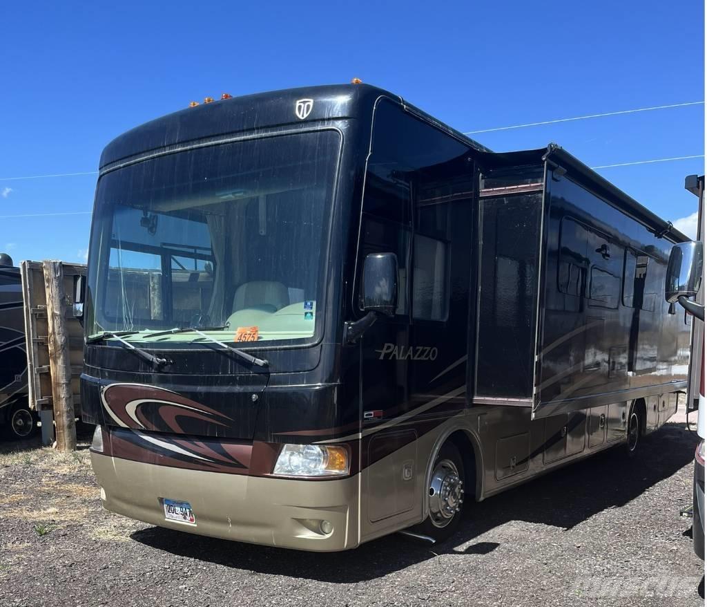 Thor Pallazzo M36 房车