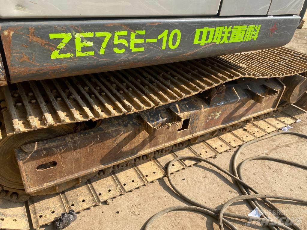 Zoomlion ZE75-10 小型挖掘机