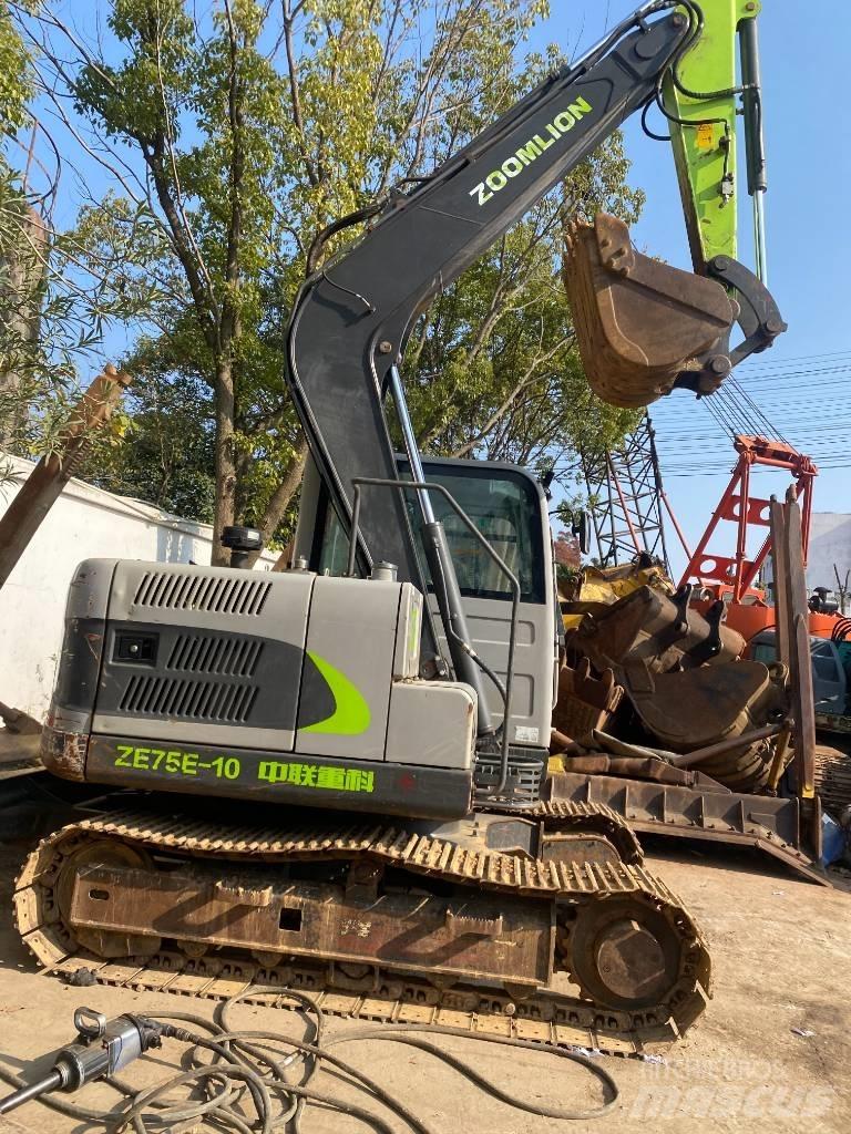 Zoomlion ZE75-10 小型挖掘机