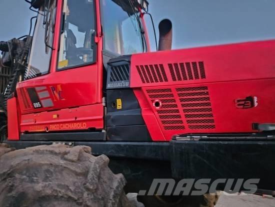 Komatsu 895 集运机