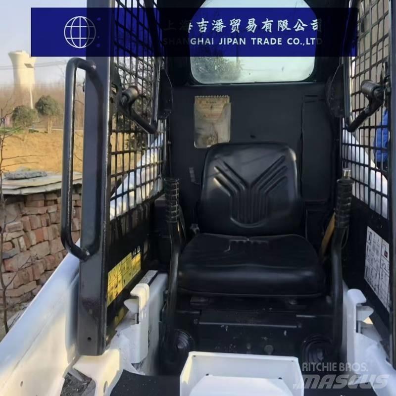 Bobcat S 70 滑移装载机